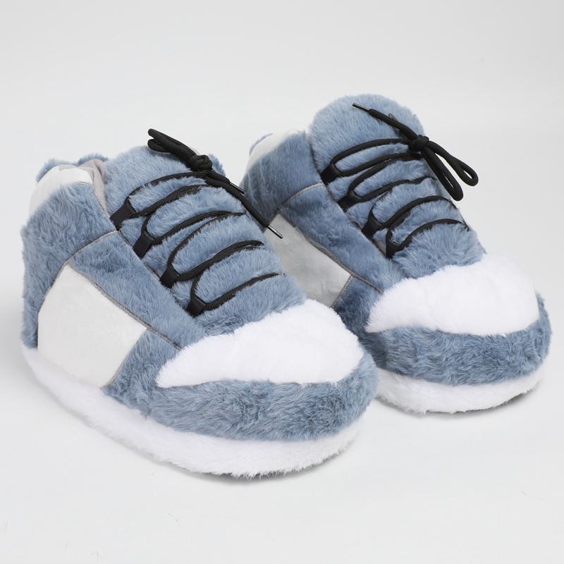 Warm Plush Sneaker Slippers, T - Sneaker Care Set avaliação e preço
